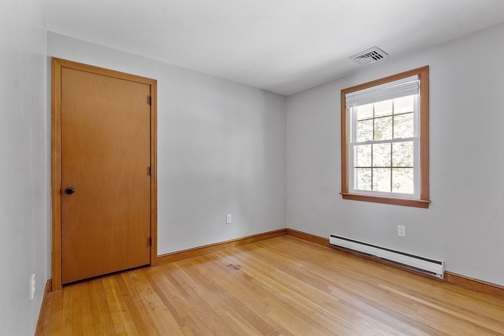 6 Bannister Road Andover, MA 01810 - Photo 24 of 42 Gallery Image 24