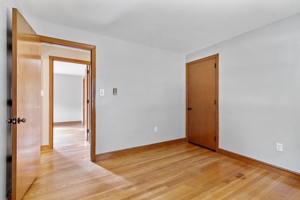 6 Bannister Road Andover, MA 01810 - Photo 25 of 42 Gallery Image 25