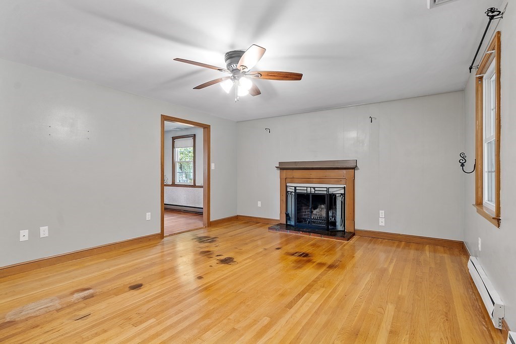 6 Bannister Road Andover, MA 01810 - Photo 6 of 42 Gallery Image 6