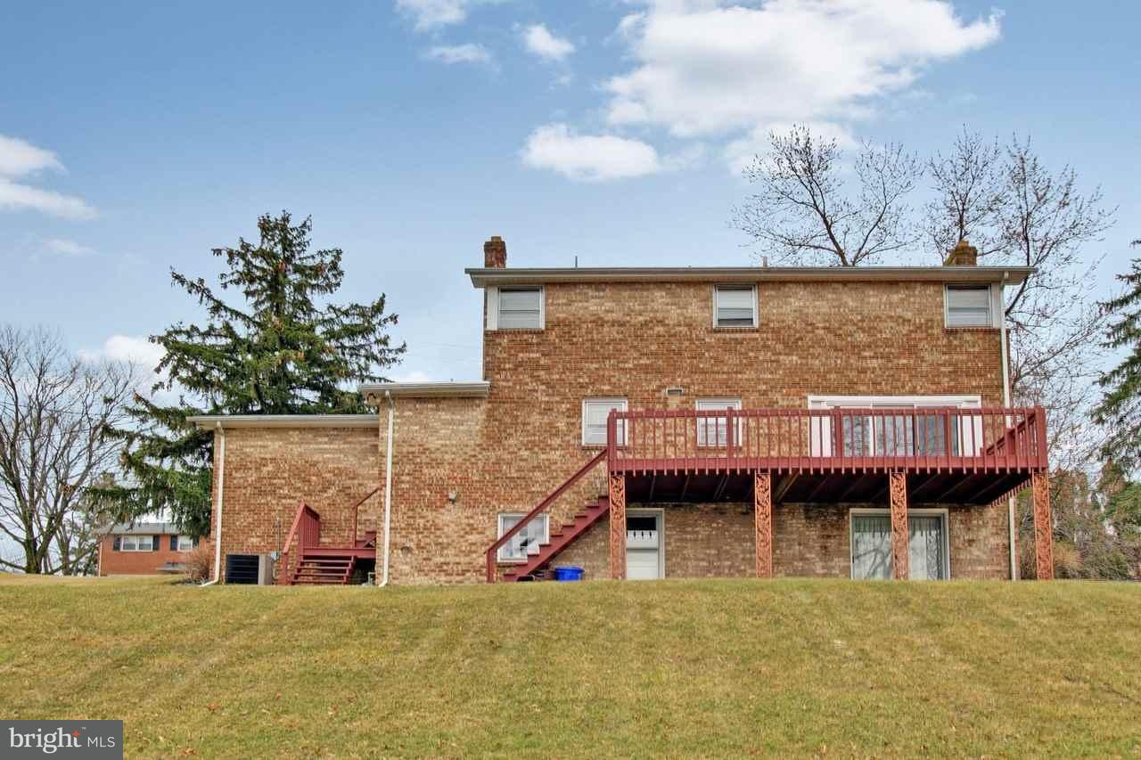 2635 Hartford Road York, PA 17402 - Photo 11 of 16 Gallery Image 11