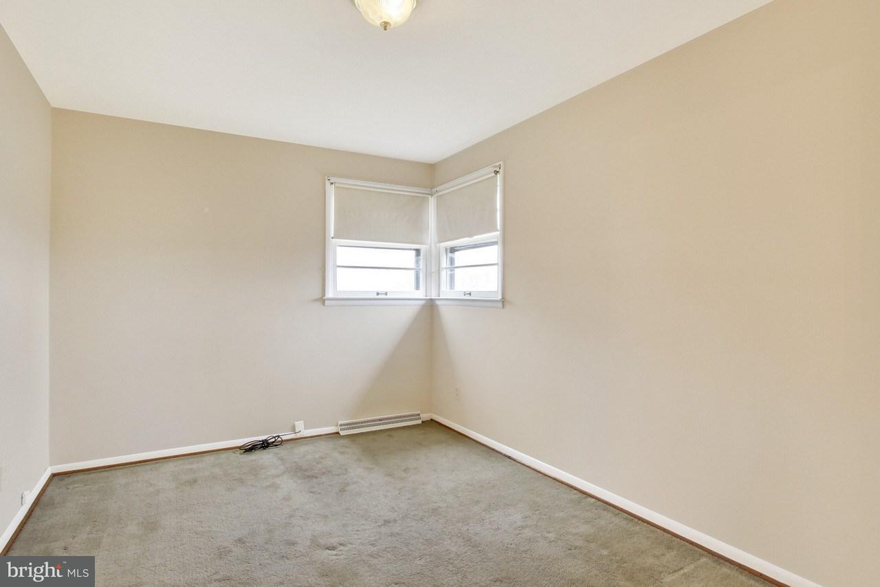 2635 Hartford Road York, PA 17402 - Photo 10 of 16 Gallery Image 10
