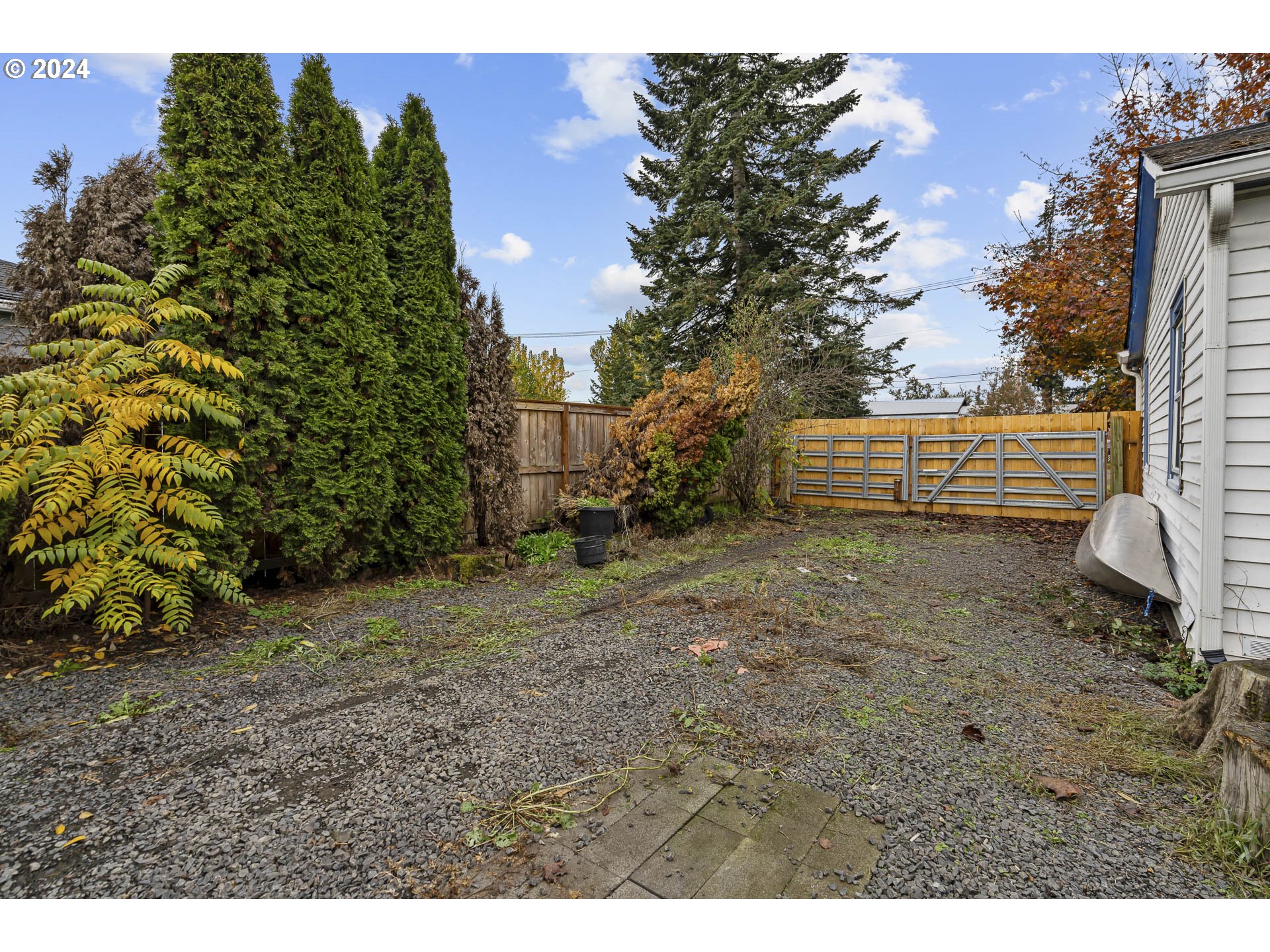 1275 30th Street Springfield, OR 97478 - Photo 24 of 28 a view of outdoor space and yard