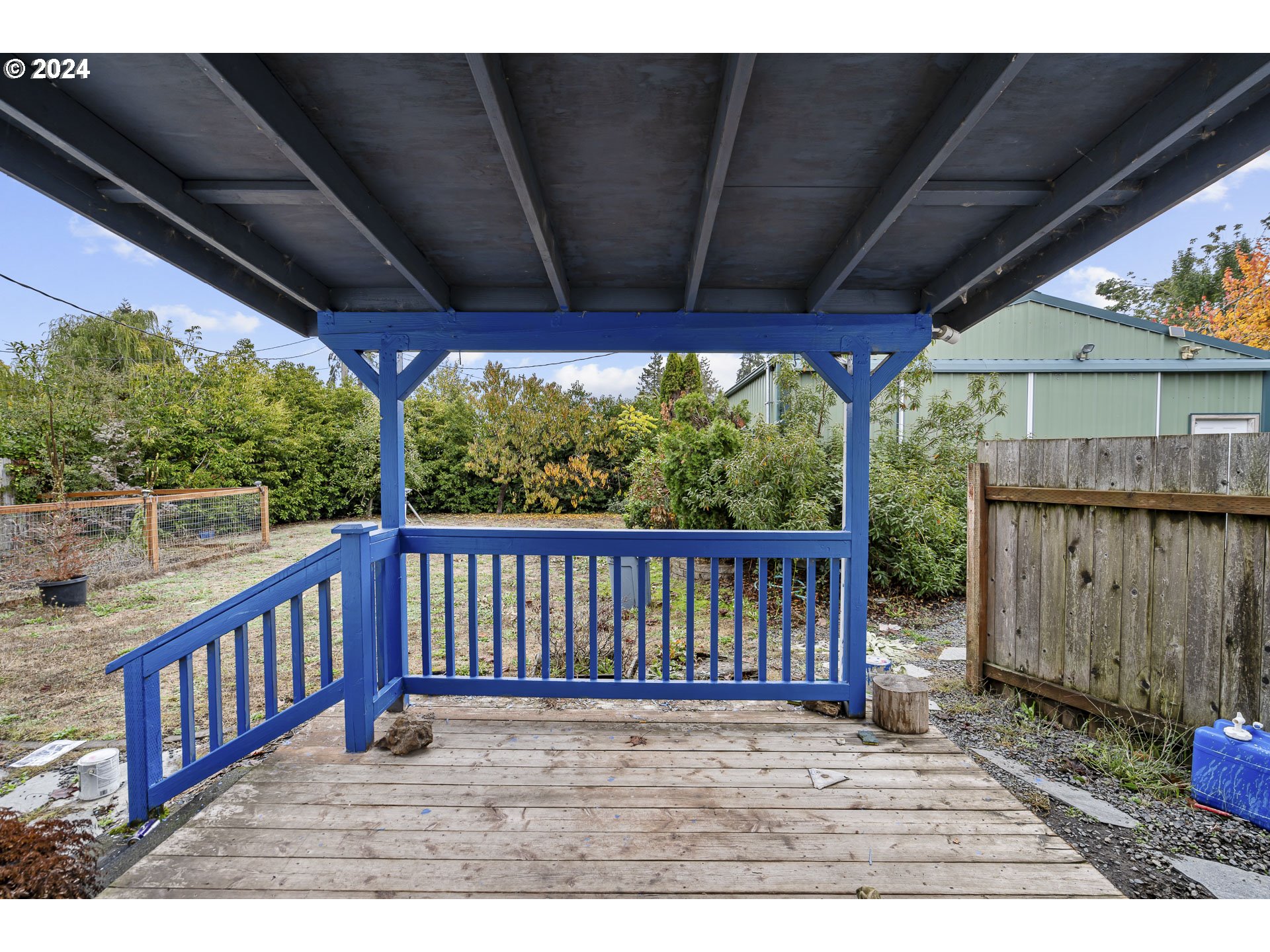 1275 30th Street Springfield, OR 97478 - Photo 25 of 28 a view of a wooden deck
