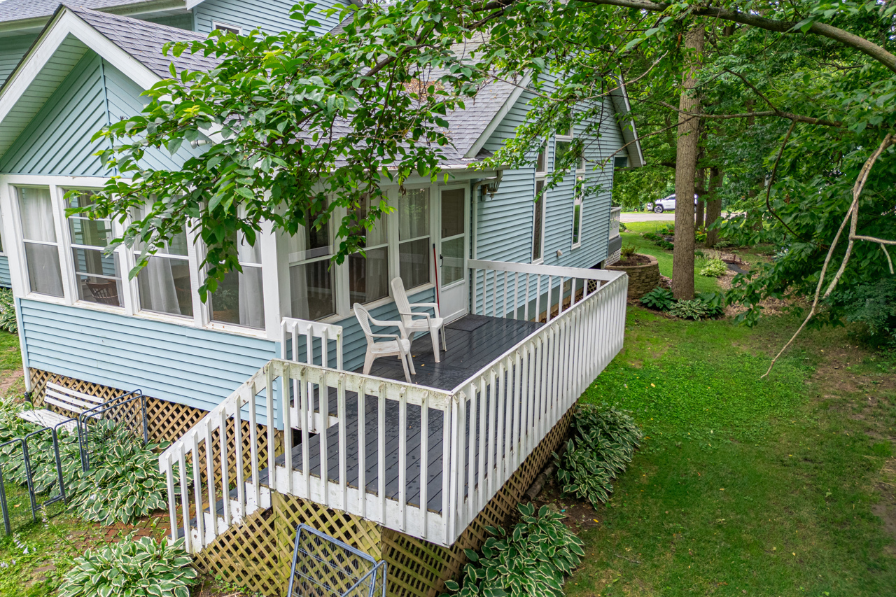 1506 Pier Drive Davis, IL 61019 - Photo 35 of 47 a view of a house with backyard and sitting area