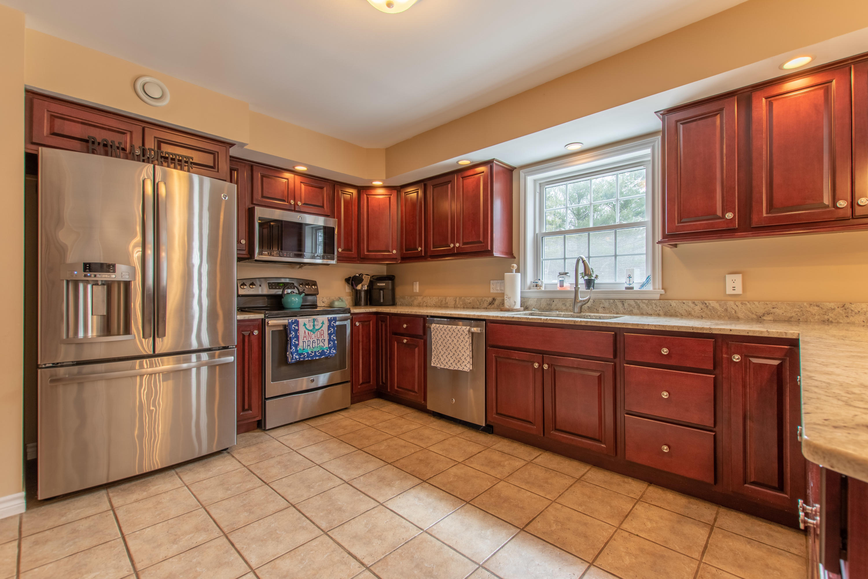 335 Burleigh Road Bangor, ME 04401 - Photo 7 of 30 DSC_0568-HDR
