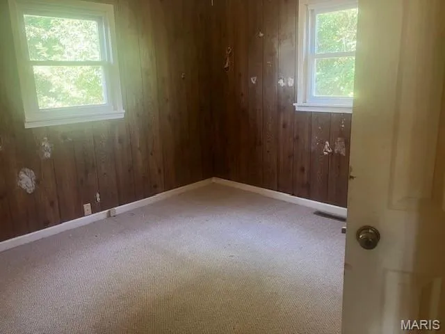 $75,400 | 6 West Taylor Street, Dexter, MO 63841