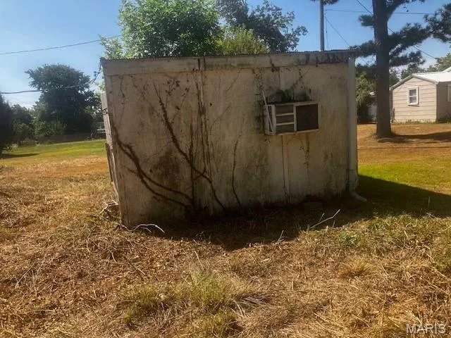 $75,400 | 6 West Taylor Street, Dexter, MO 63841