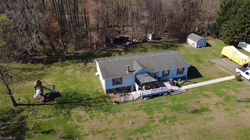 1090 Chestnut Grove Road King, NC 27021 - Photo 3 of 26