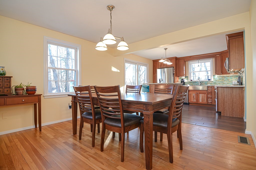30 Gilmore Road Southborough, MA 01772 - Photo 11 of 37 Gallery Image 11