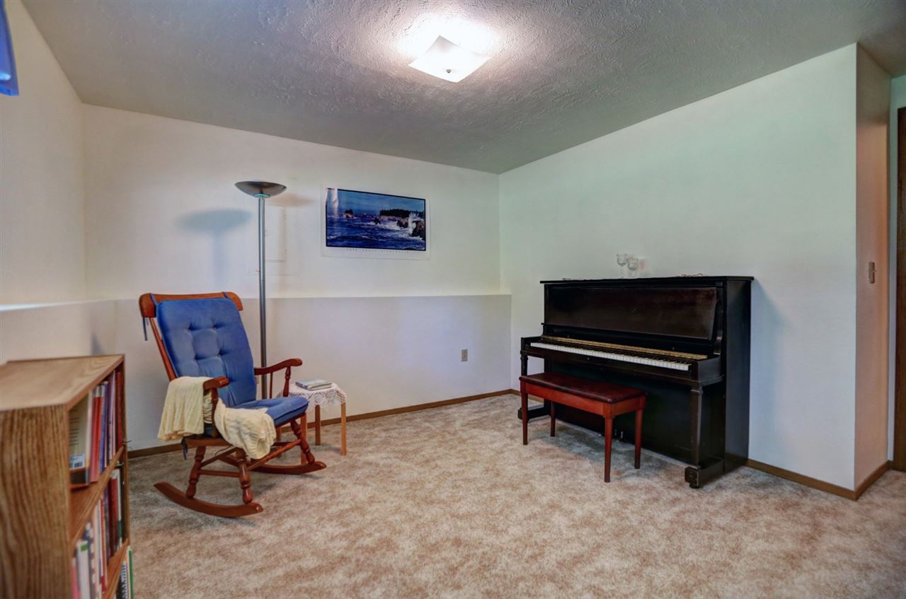 4026 North Locust Road Spokane, WA 99206 - Photo 22 of 35