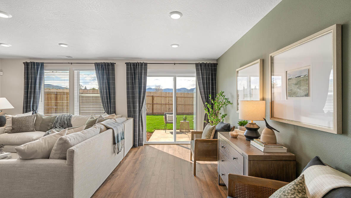2603 Addysen Pk Way Medford, OR 97501 - Photo 6 of 27