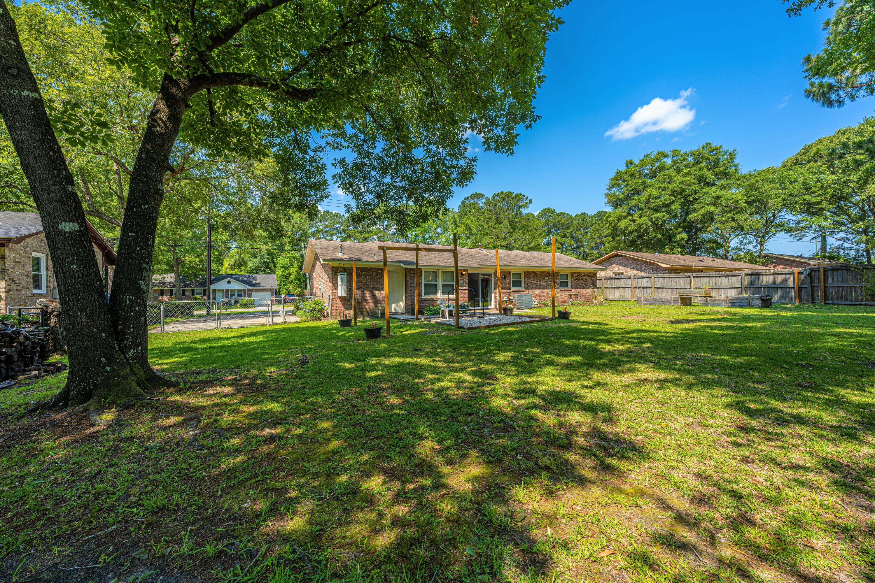 915 Miles Jamison Road Summerville, SC 29485 - Photo 34 of 34 Yard
