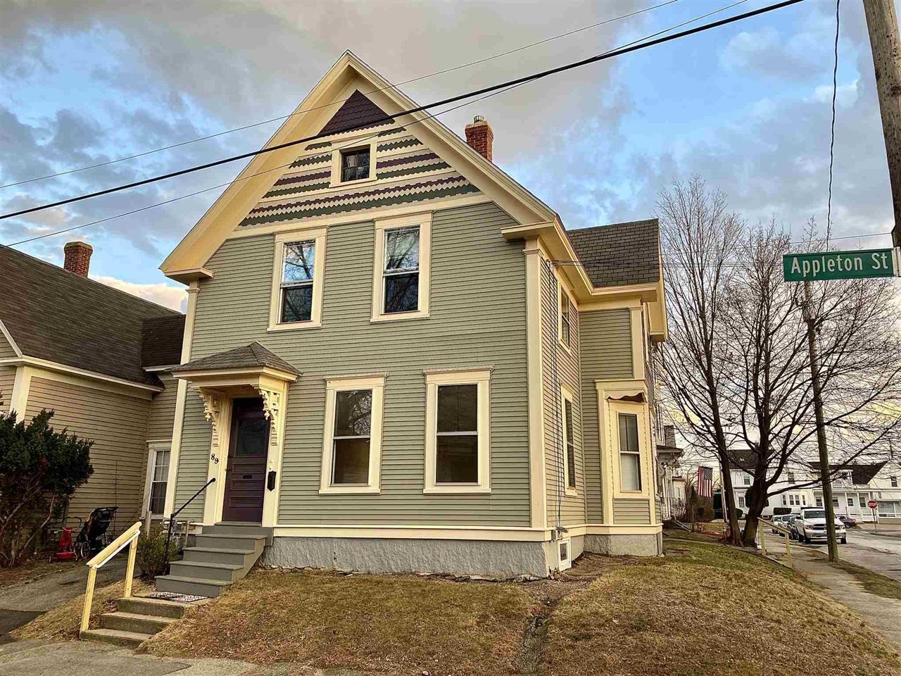 89 Appleton Street Manchester, NH 03104 - Photo 1 of 15