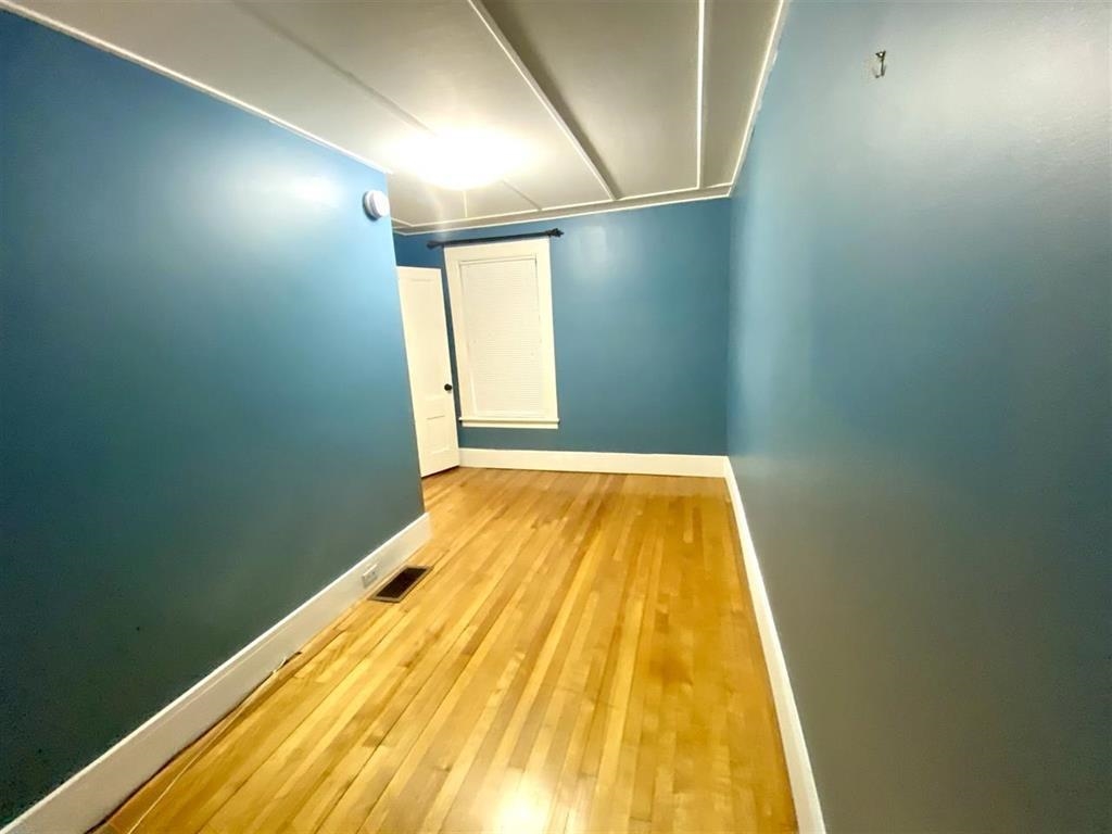 89 Appleton Street Manchester, NH 03104 - Photo 6 of 15