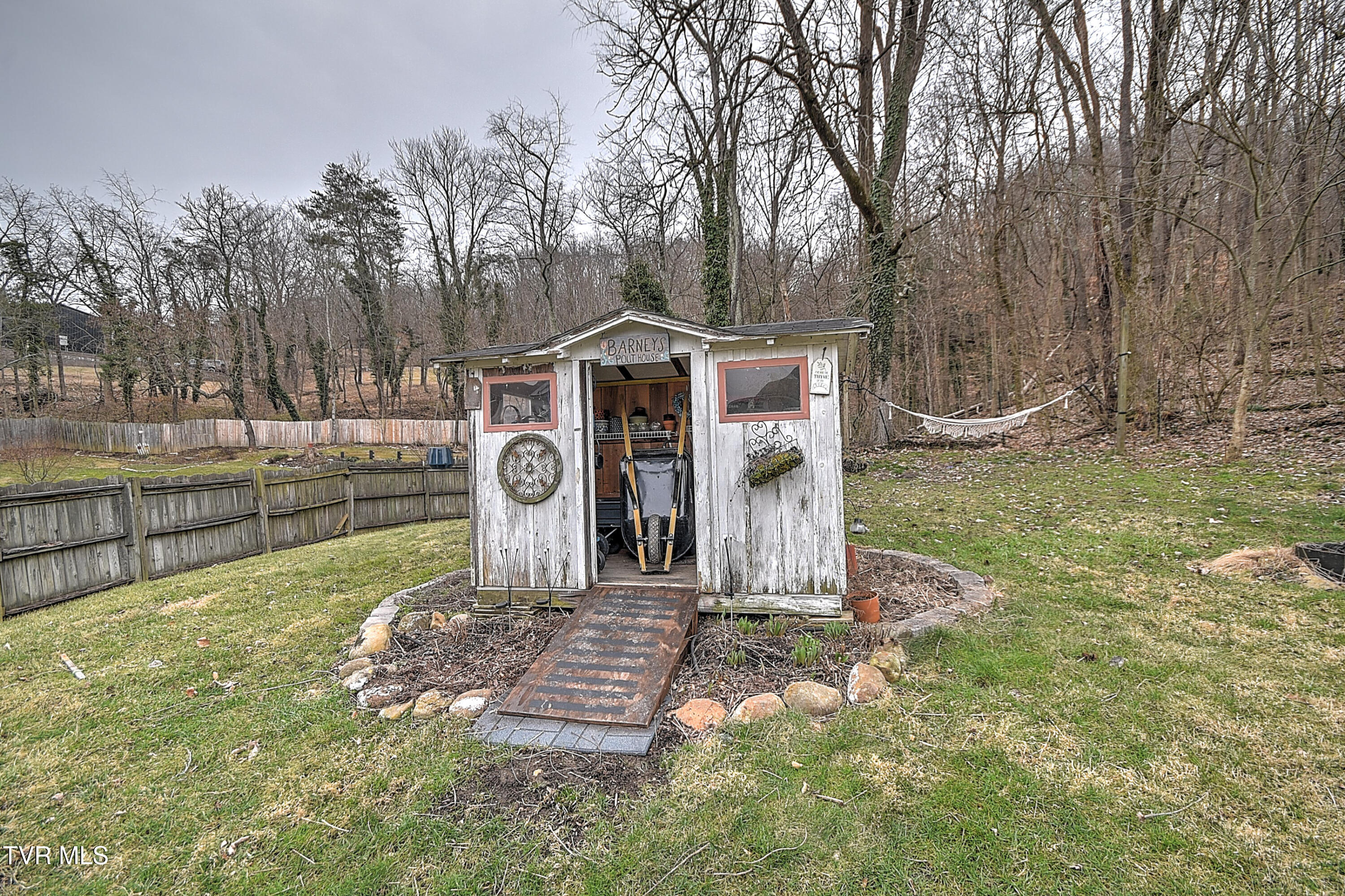 1914 Windsor Avenue Bristol, TN 37620 - Photo 33 of 37 1914 Windsor Ave TT-33