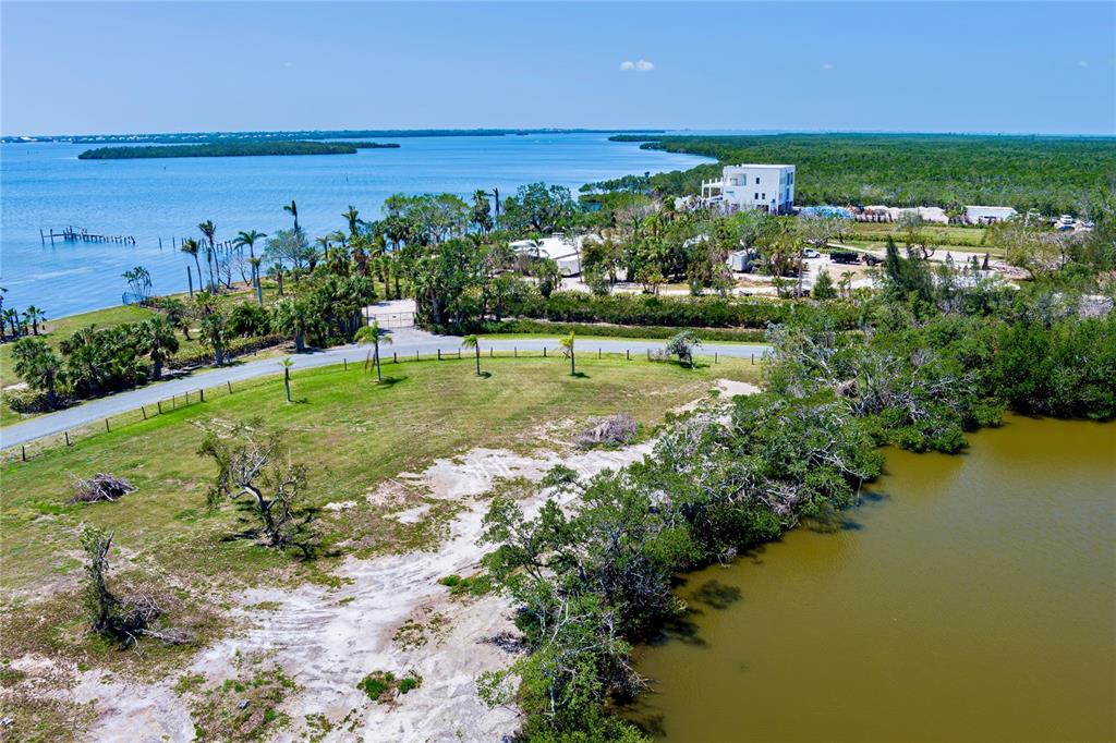 285 Horseshoe Loop Road Terra Ceia, FL 34250 - Photo 4 of 16