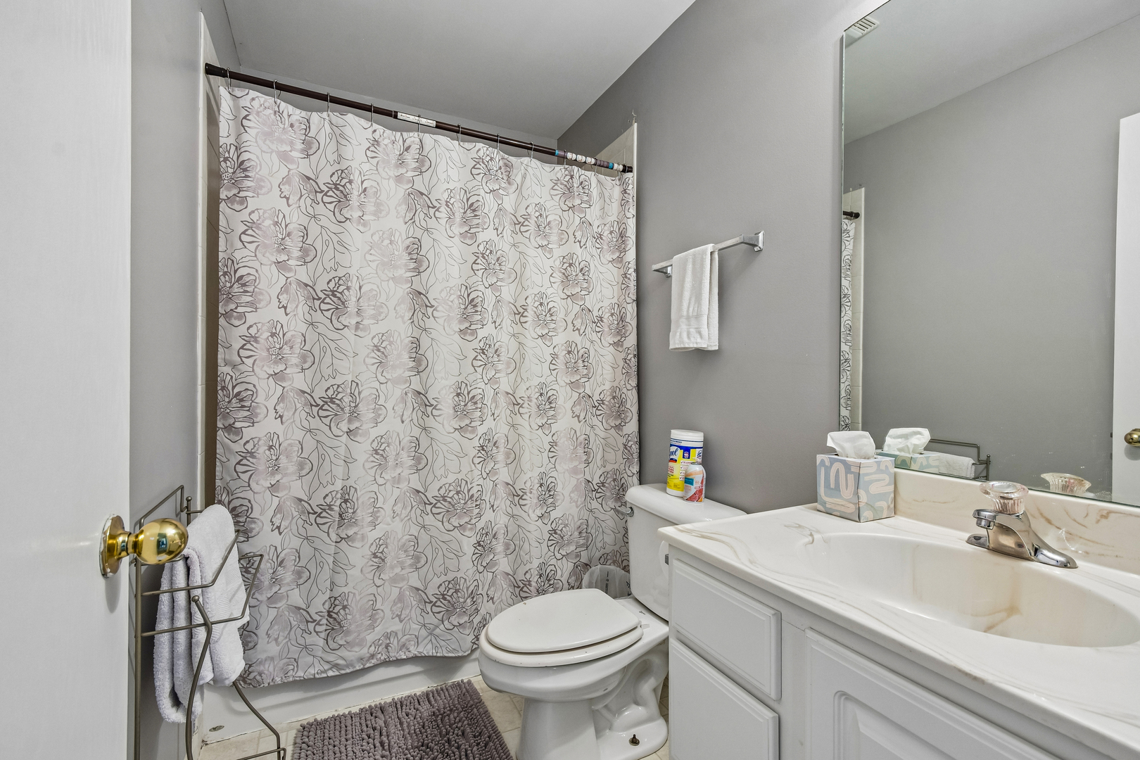 2011 Sunset Court Zion, IL 60099 - Photo 12 of 27