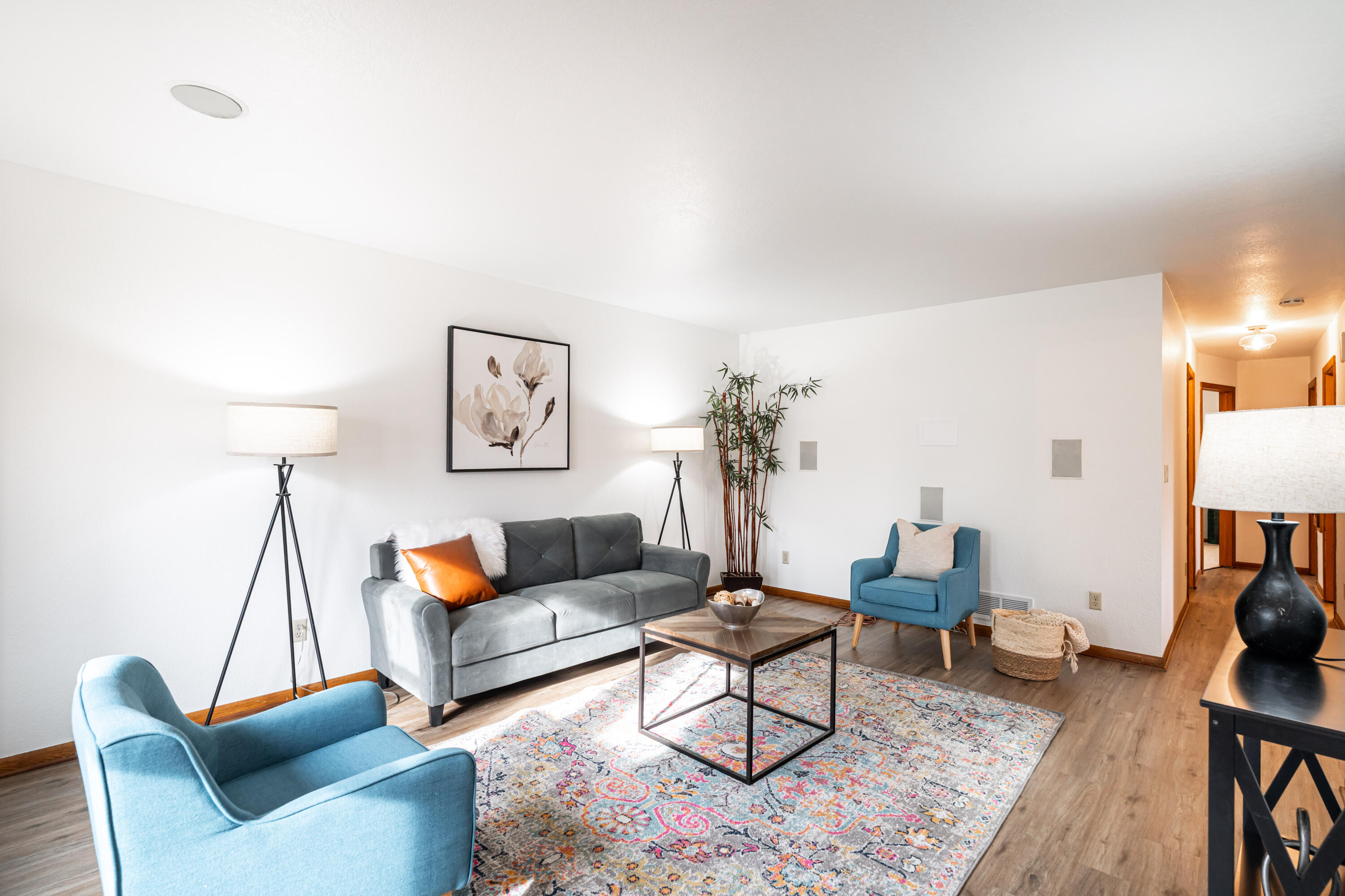 4604 Olive Street Racine, WI 53405 - Photo 10 of 41 Living RM