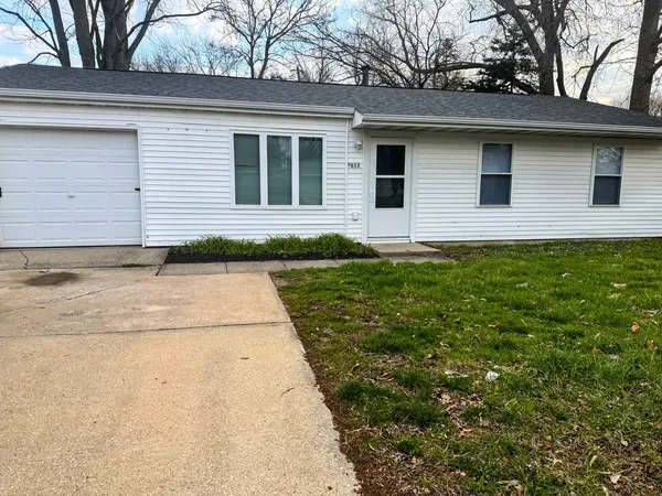 $167,900 | 2612 West Kirby Avenue, Champaign, IL 61821