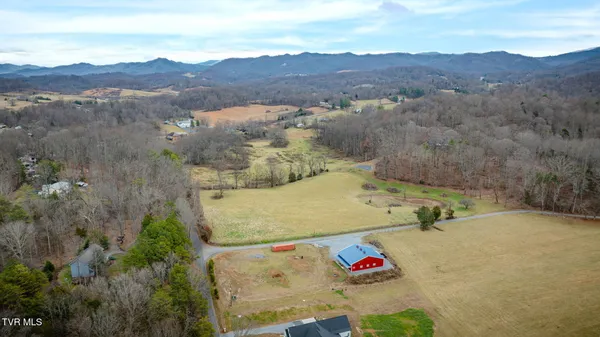 $425,000 | 104 Howard Hyder Road, Johnson City, TN 37601