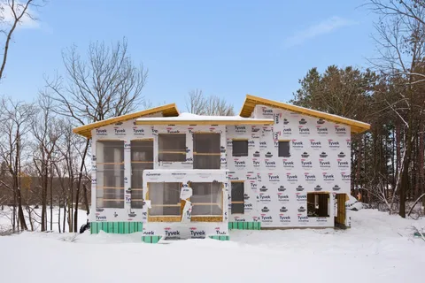 $3,950,000 | 305 North Shore Drive West, Minnetrista, MN 55364