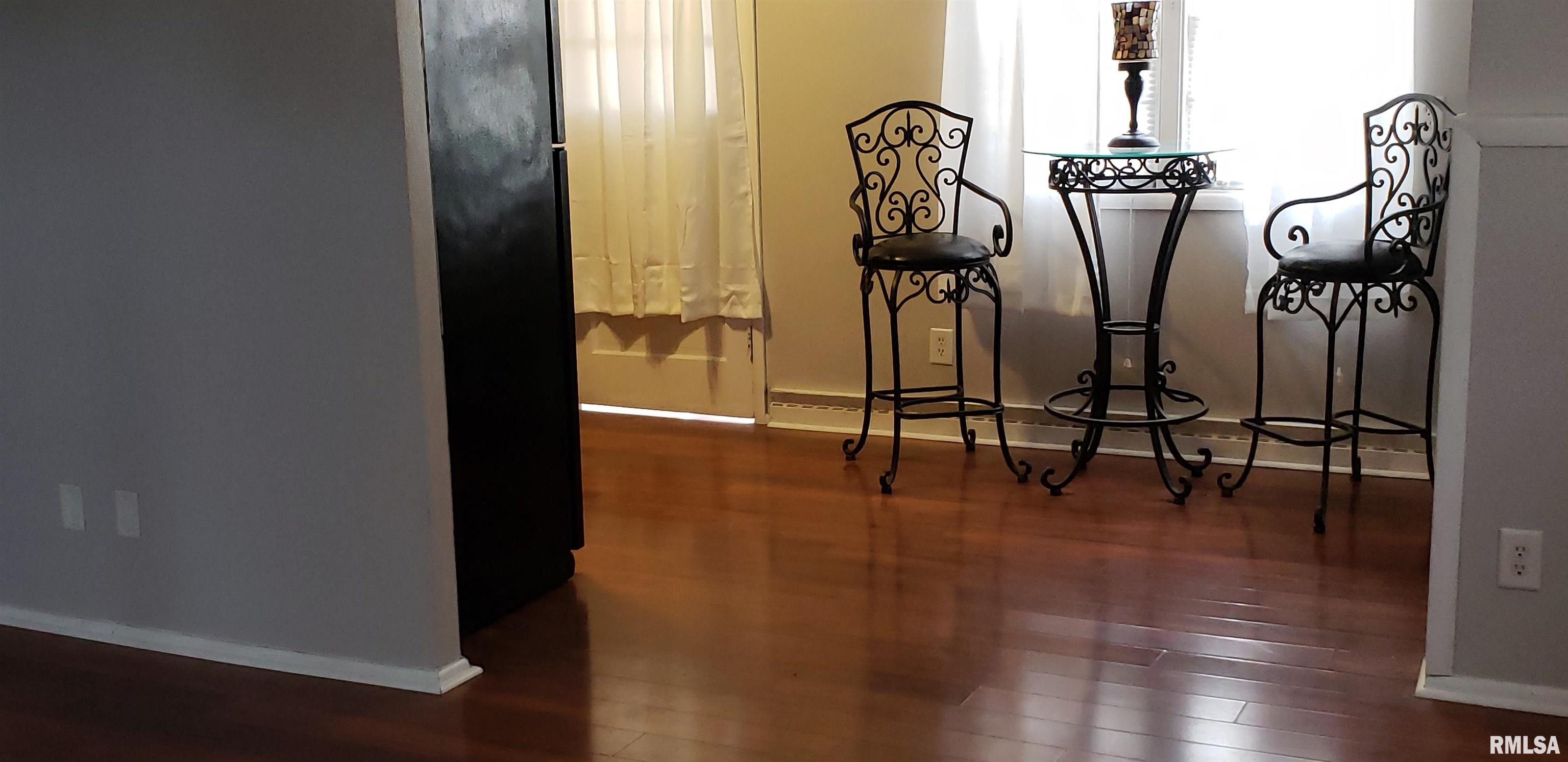 53 Lilac Lane Springfield, IL 62702 - Photo 6 of 18