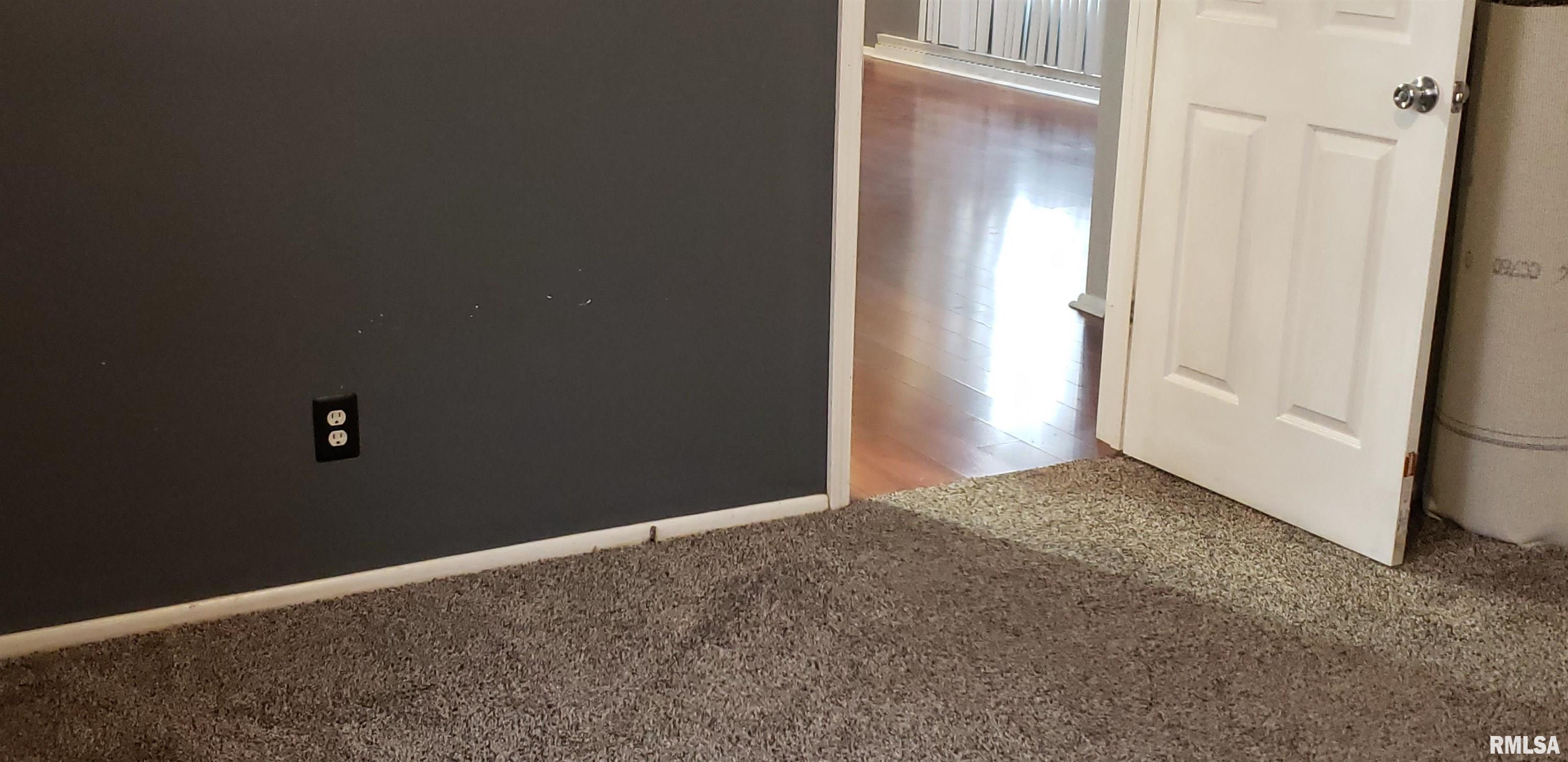 53 Lilac Lane Springfield, IL 62702 - Photo 10 of 18