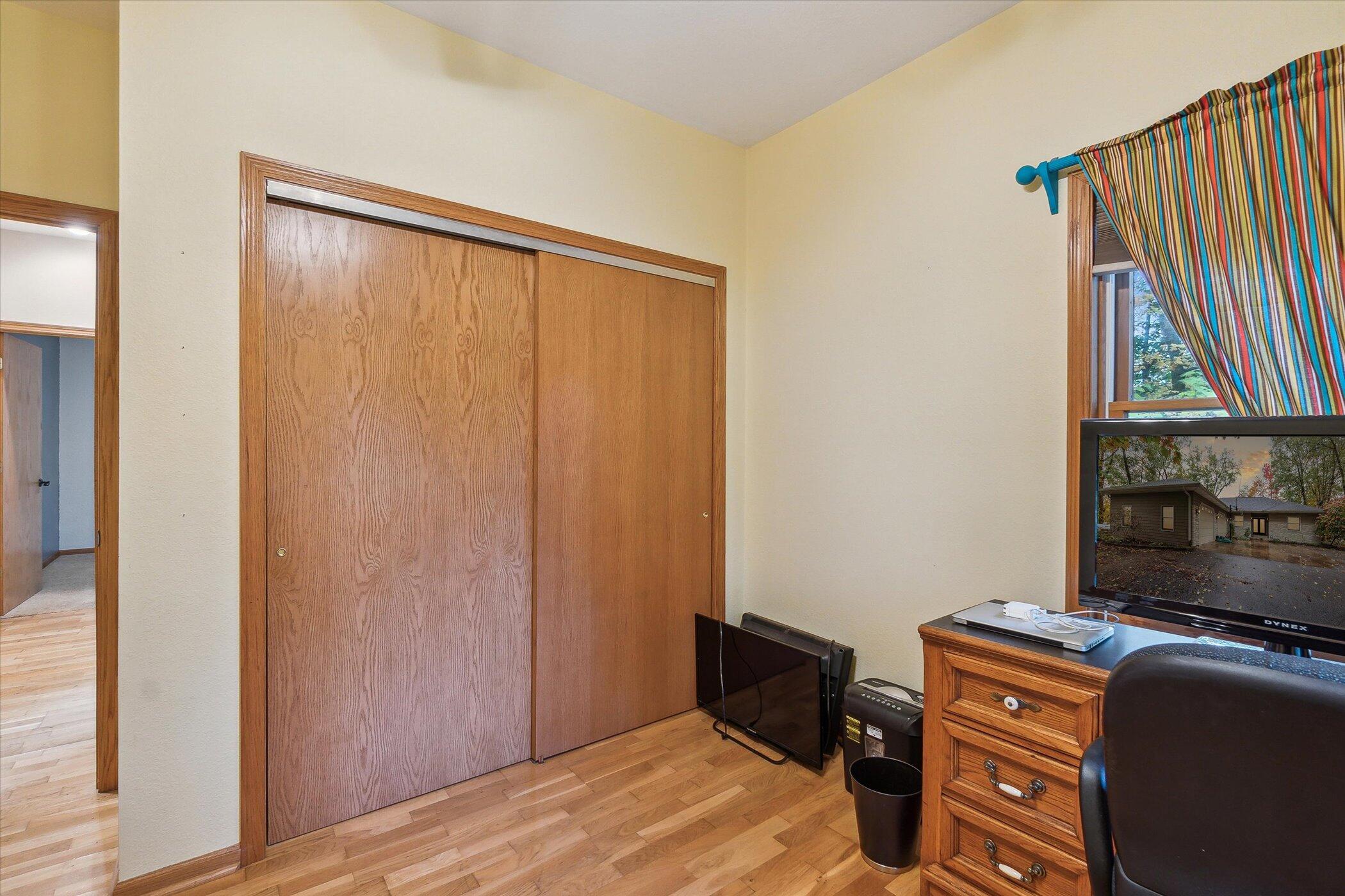 5812 Lacey Road Dowling, MI 49050 - Photo 31 of 44 31-5812-Lacey-Rd-WindowStill-21
