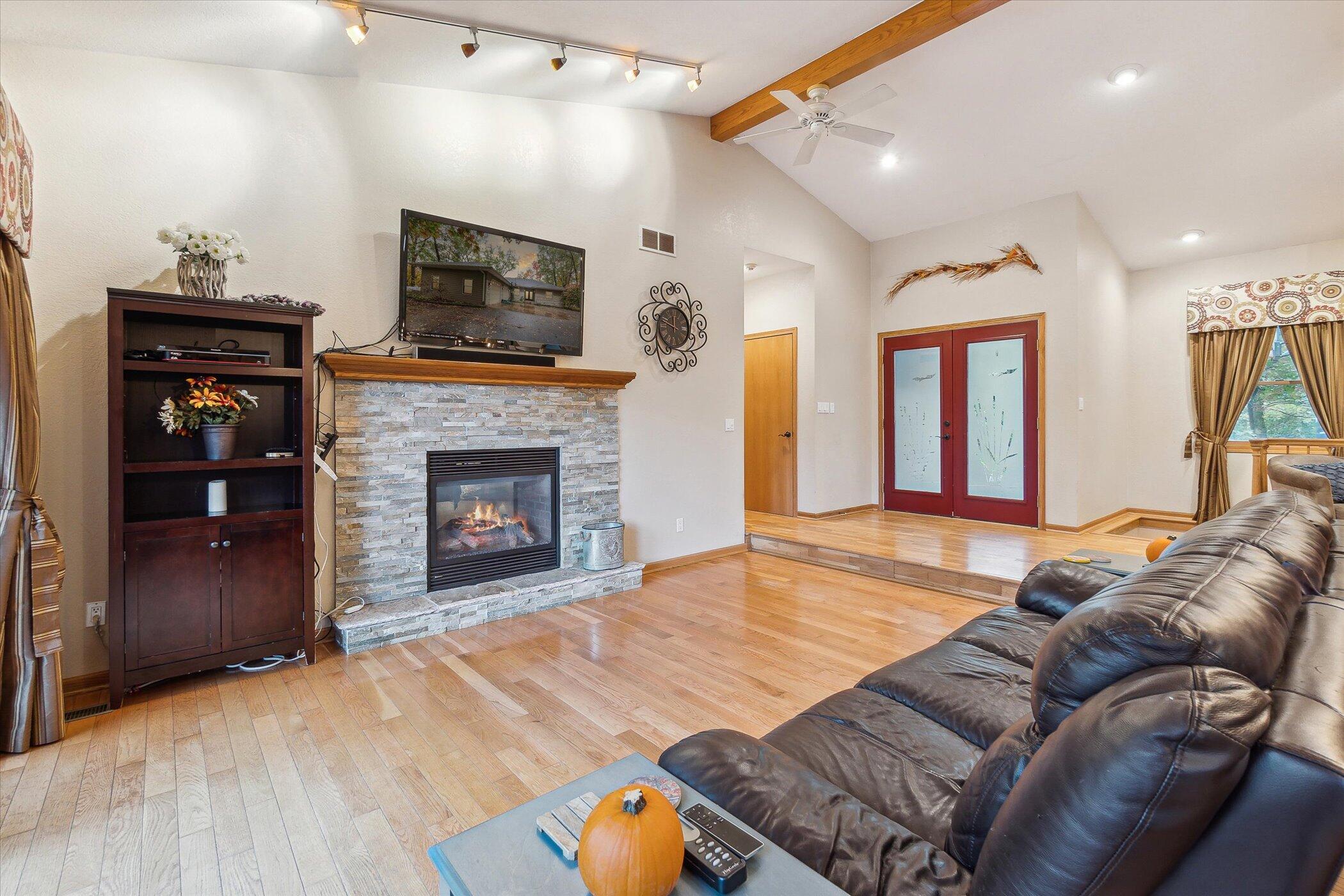 5812 Lacey Road Dowling, MI 49050 - Photo 7 of 44 07-5812-Lacey-Rd-WindowStill-28