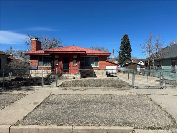 $199,999 | 226 East 7th Street, Walsenburg, CO 81089