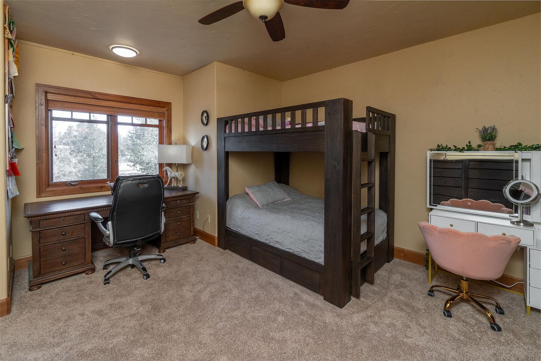 20112 Star Fire Ridge Court Bend, OR 97702 - Photo 25 of 72