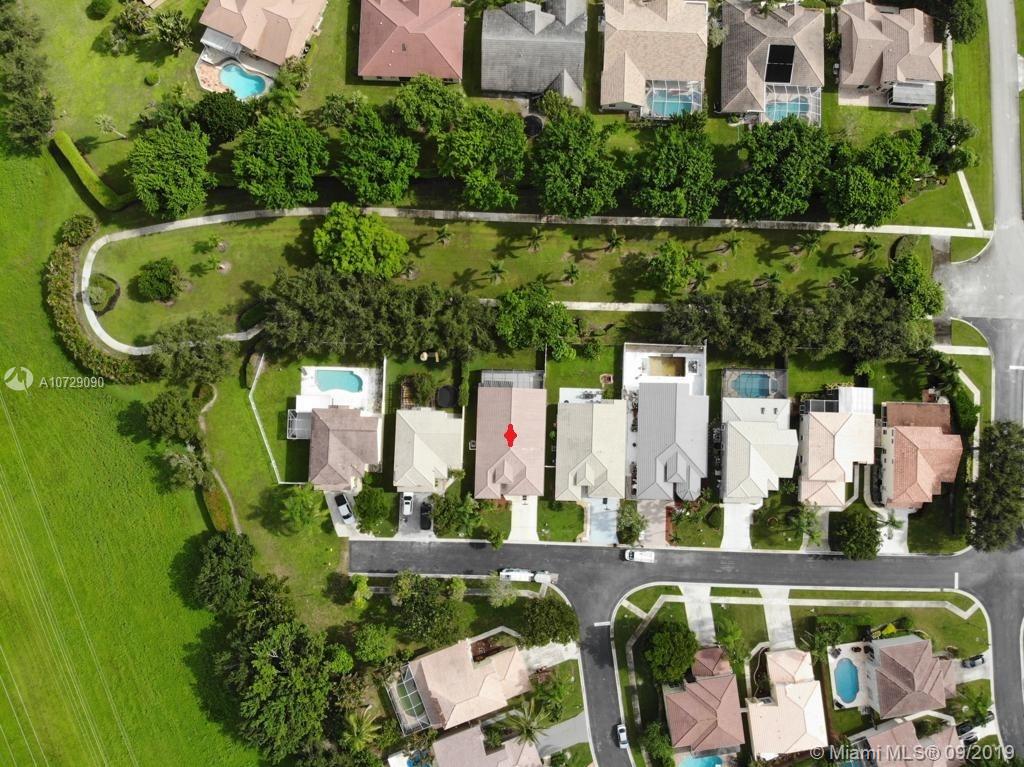 10772 Crescendo Circle Boca Raton, FL 33498 - Photo 3 of 38 Gallery Image 3