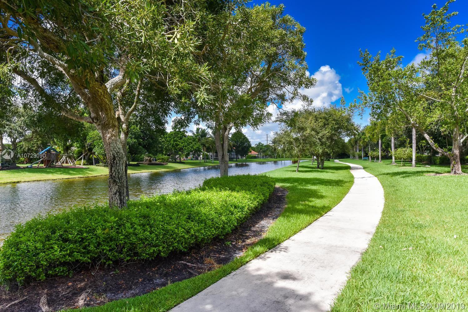10772 Crescendo Circle Boca Raton, FL 33498 - Photo 27 of 38 Gallery Image 27