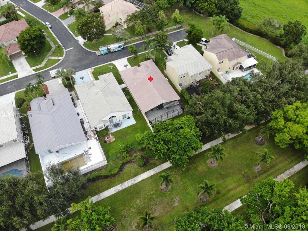 10772 Crescendo Circle Boca Raton, FL 33498 - Photo 4 of 38 Gallery Image 4