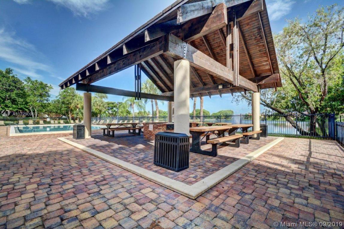 10772 Crescendo Circle Boca Raton, FL 33498 - Photo 31 of 38 Gallery Image 31
