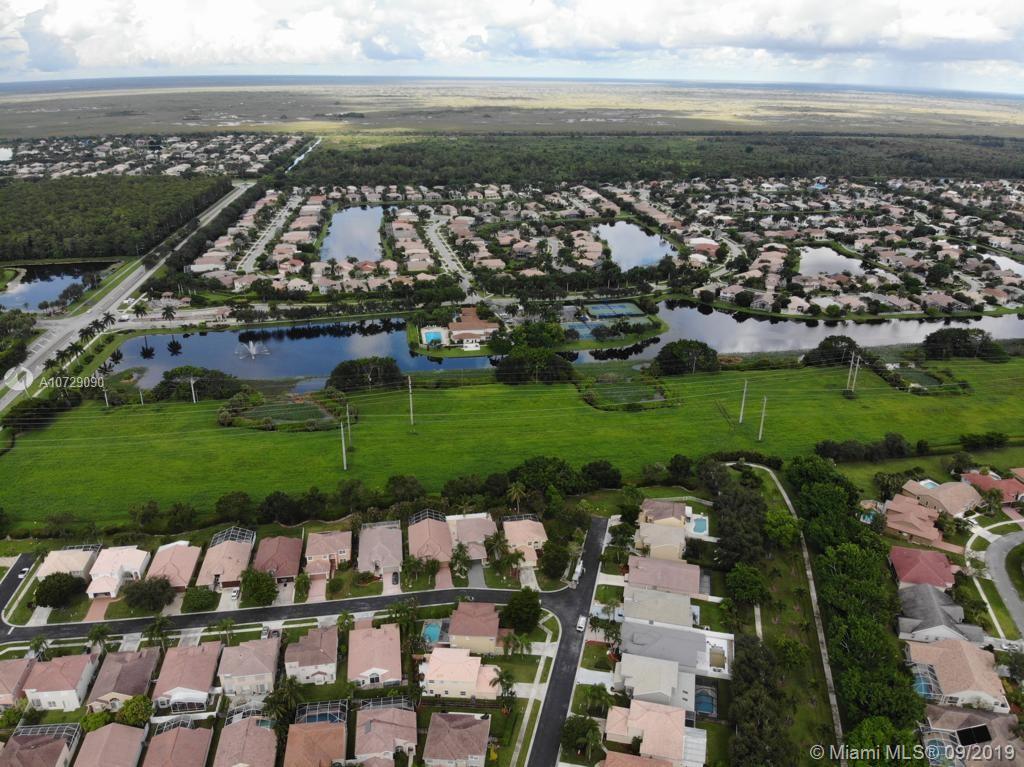 10772 Crescendo Circle Boca Raton, FL 33498 - Photo 33 of 38 Gallery Image 33
