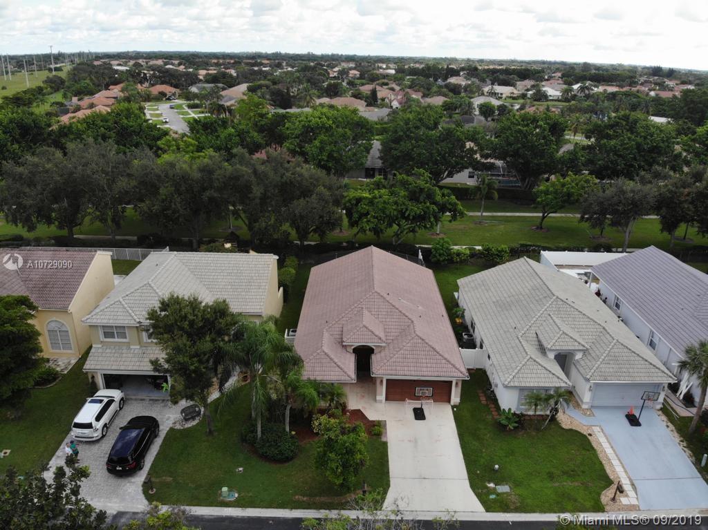 10772 Crescendo Circle Boca Raton, FL 33498 - Photo 35 of 38 Gallery Image 35