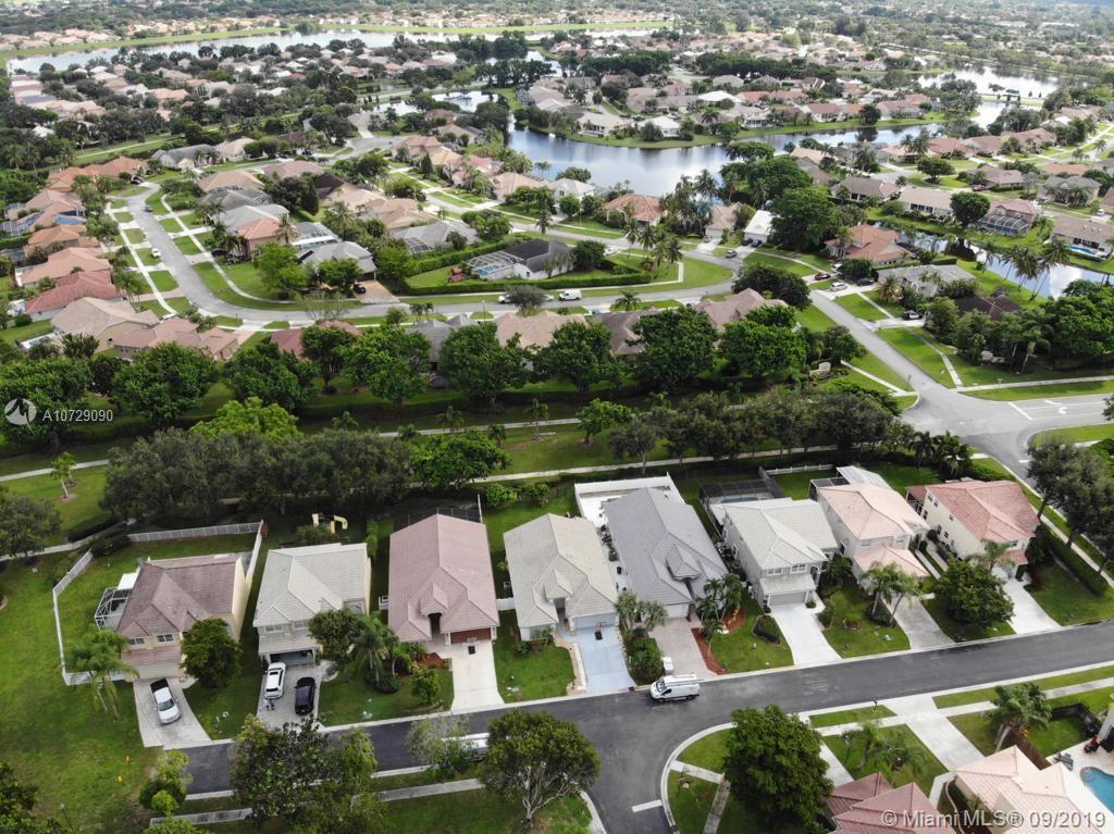 10772 Crescendo Circle Boca Raton, FL 33498 - Photo 36 of 38 Gallery Image 36