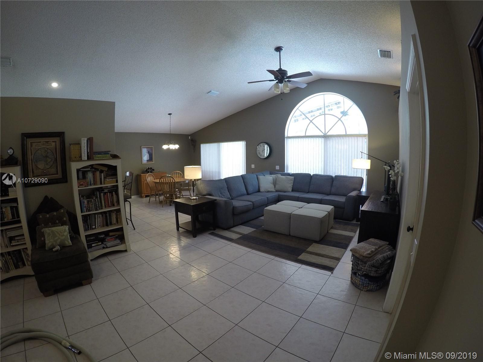 10772 Crescendo Circle Boca Raton, FL 33498 - Photo 6 of 38 Gallery Image 6