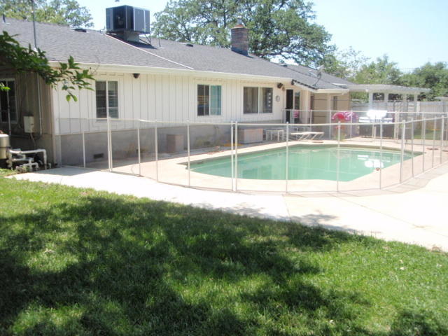 19516 Gas Point Road Cottonwood, CA 96022 - Photo 8 of 19 Pool