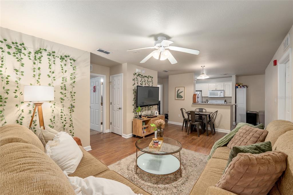 835 Southwest 9th Street, Unit 103 Gainesville, FL 32601 - Photo 11 of 37