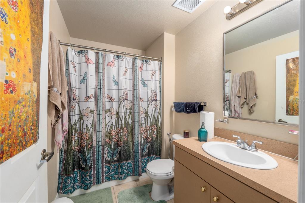 835 Southwest 9th Street, Unit 103 Gainesville, FL 32601 - Photo 25 of 37
