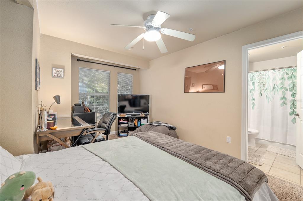 835 Southwest 9th Street, Unit 103 Gainesville, FL 32601 - Photo 30 of 37