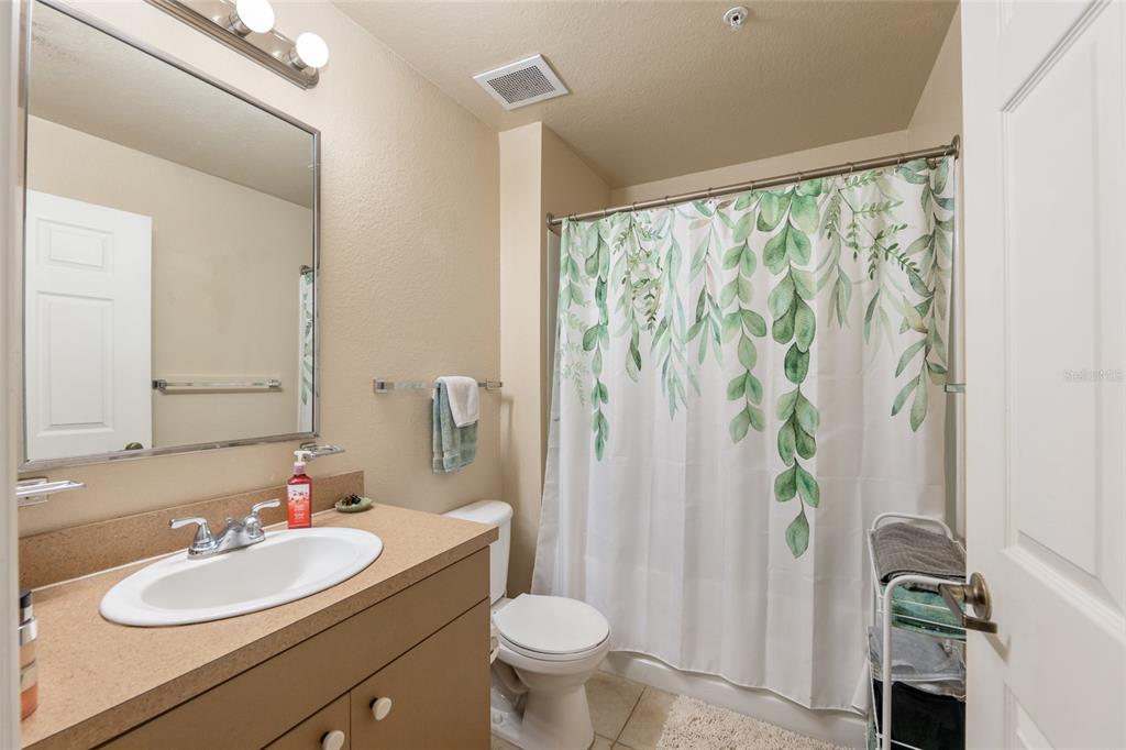 835 Southwest 9th Street, Unit 103 Gainesville, FL 32601 - Photo 32 of 37