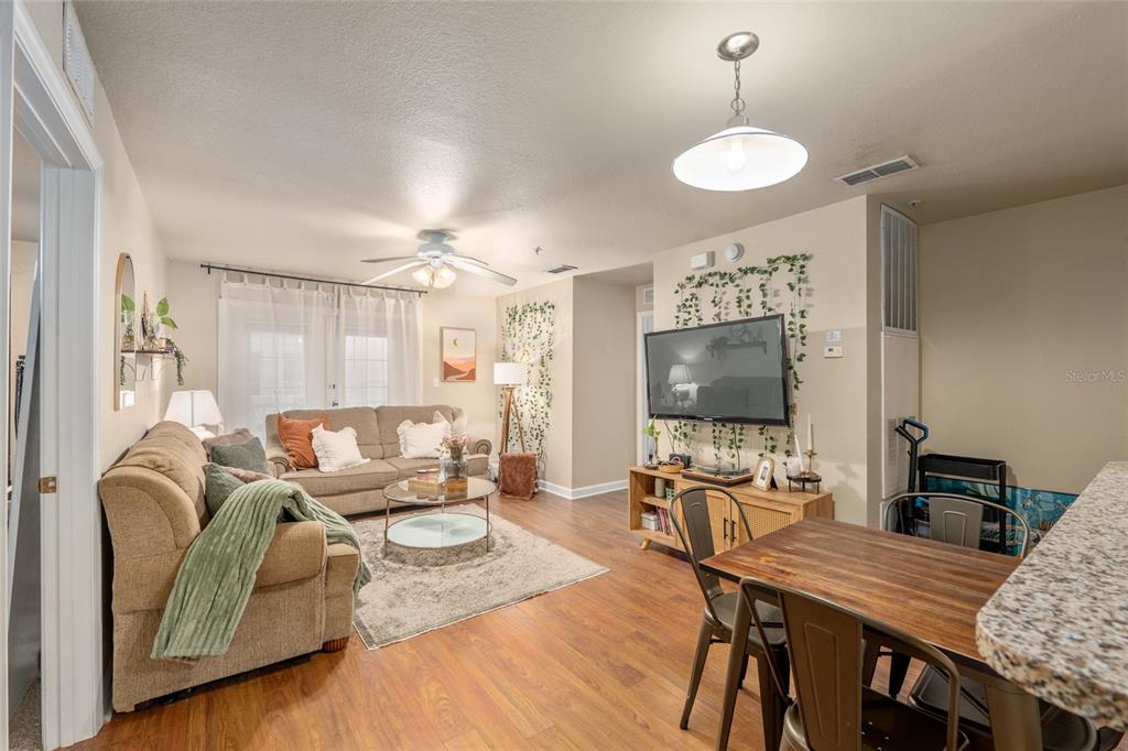 835 Southwest 9th Street, Unit 103 Gainesville, FL 32601 - Photo 9 of 37