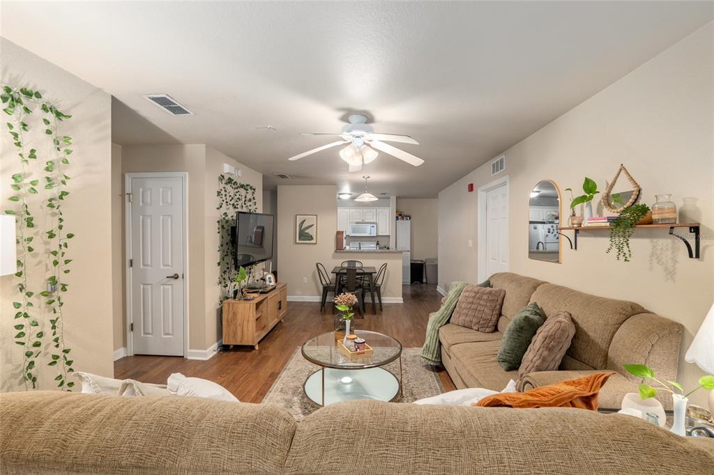 835 Southwest 9th Street, Unit 103 Gainesville, FL 32601 - Photo 10 of 37