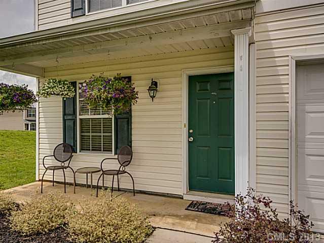 10628 Pointer Ridge Drive Charlotte, NC 28214 - Photo 2 of 16 a view of a bench in the patio