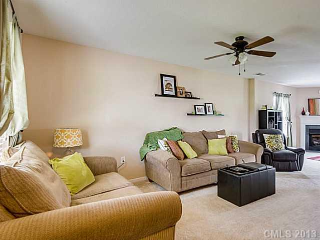 10628 Pointer Ridge Drive Charlotte, NC 28214 - Photo 4 of 16 a living room with furniture
