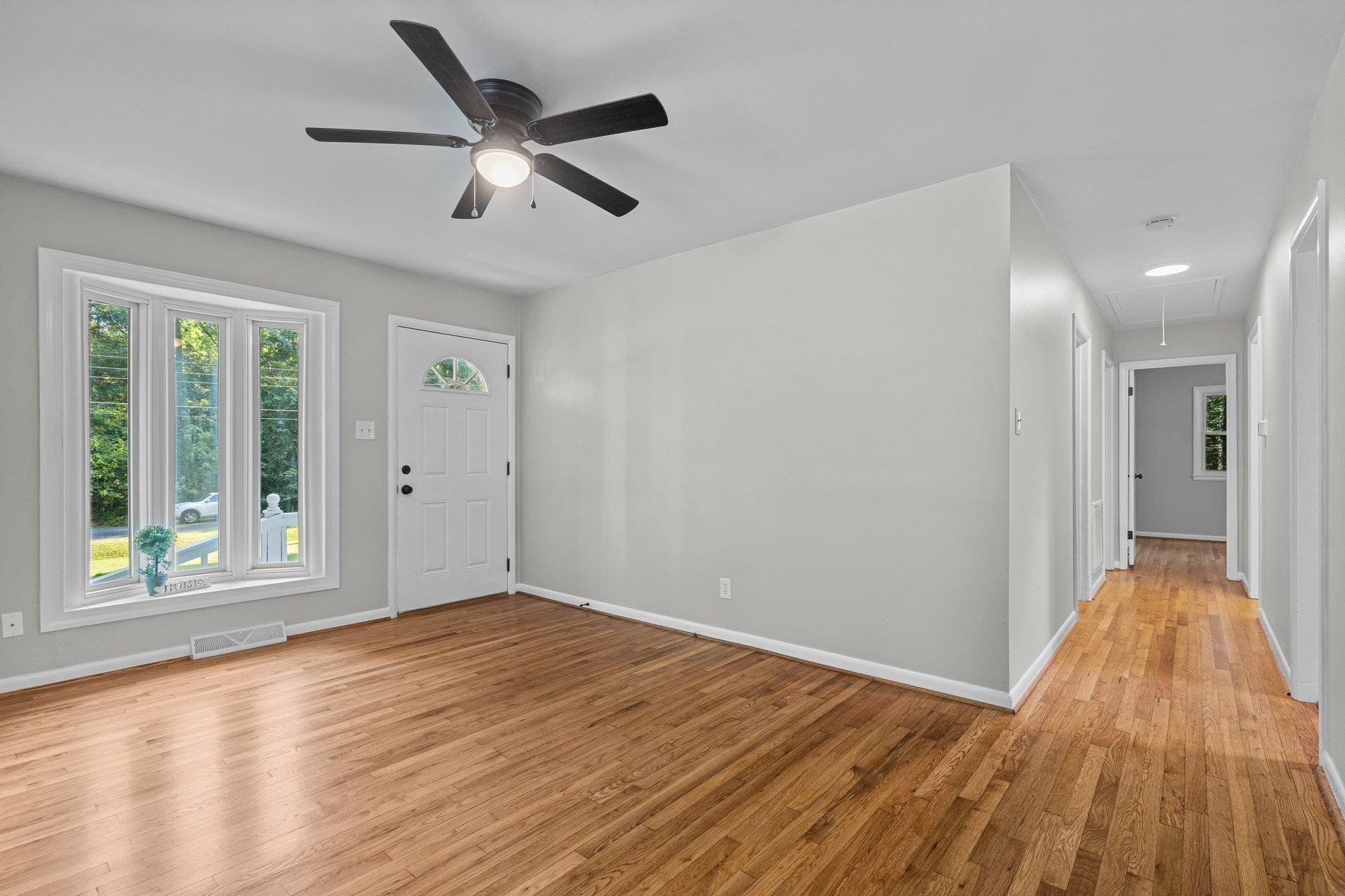 4717 Riverside Drive Durham, NC 27704 - Photo 4 of 38 Photo 4