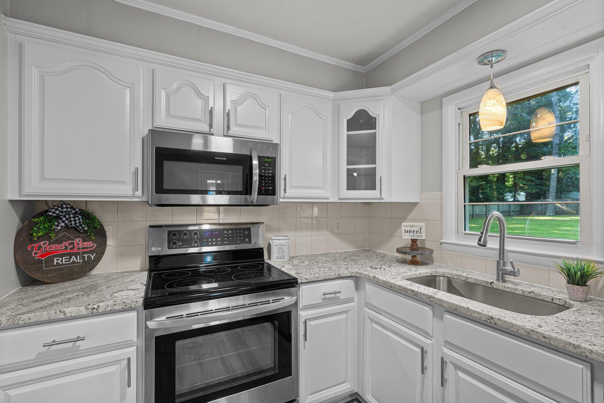 4717 Riverside Drive Durham, NC 27704 - Photo 6 of 38 Photo 6